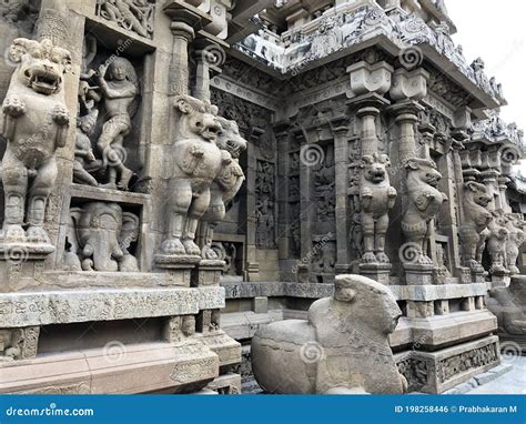 Sandstone Carvings of Lion Sculpture in the Pillars of Ancient Kanchi Kailasanathar Temple in ...