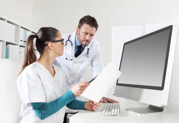 How Electronic Health Records Could Cause Malpractice Errors