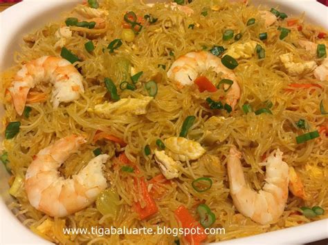 Casa Baluarte Filipino Recipes: Chicken and Shrimp Bihon Guisado