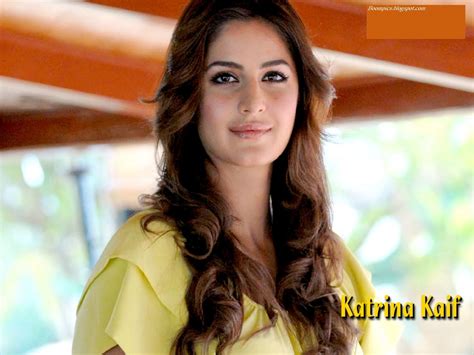 A waj Wallpapers: Katrina Kaif Cute Smile