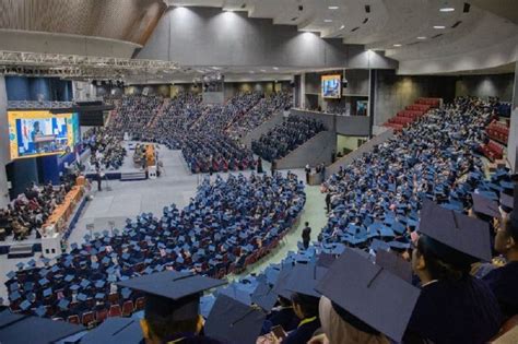 Itb Umumkan Wisudawan Termuda Dan Lulusan Dengan Nilai Ipk Tertinggi