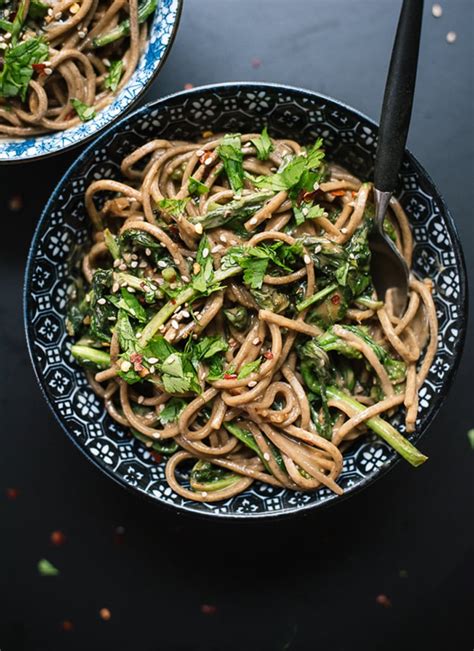 Peanut Soba Noodles With Broccoli Rabe Fast And Easy Vegan Dinner