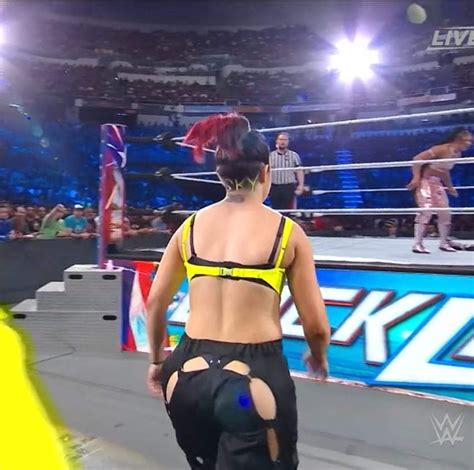 Wwe Fans Left Distracted By Bayleys Insane Outfit At Backlash As