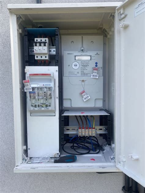 Elektryk Instalacje Elektryczne Pogotowie Elektryczne Bobrowniki