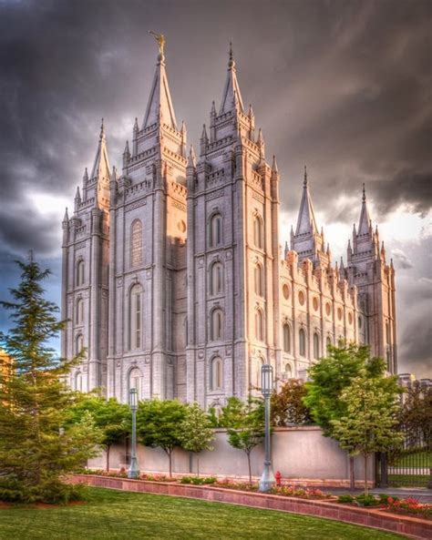 Salt Lake Temple at Sunset, Utah, USA | Fantastic Materials