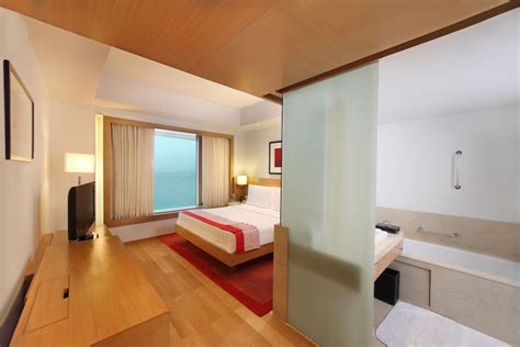 Trident, Nariman Point Mumbai Mumbai, Maharashtra, IN - Reservations.com