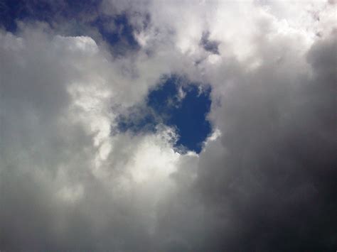 gambar cahaya langit sinar matahari suasana siang hari cuaca