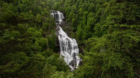 15 Best Waterfalls in South Carolina - Wanderersplanet