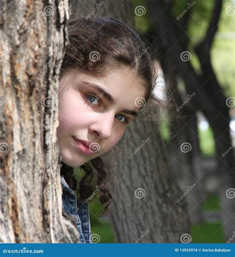 Belle Fille D Adolescent Photo Stock Image Du Visage 13953974