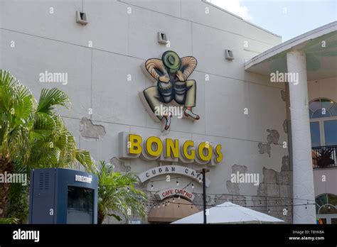 Cuban Coffee Shop Hi Res Stock Photography And Images Alamy