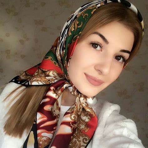 10 Very Cool Ways To Tie A Headscarf