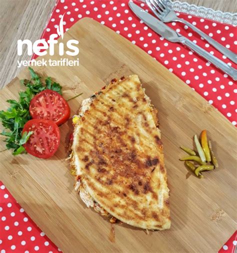 Tavuklu Mantarlı Bazlama Tost Tarifi Nefis Yemek Tarifleri