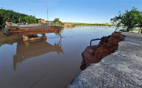 En Brasil Fuertes Lluvias Dejan Miles De Desplazados En El Noreste