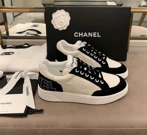 Chanel casual sneakers trainers shoes women in 2022 | Fashion shoes ...