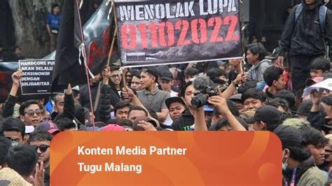 Ribuan Aremania Gelar Aksi Tuntut Keadilan Atas 135 Korban Tragedi