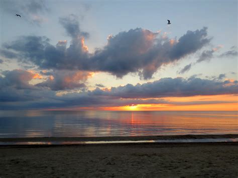 sunset-sauble-beach-ontario-canada | Loulou Downtown