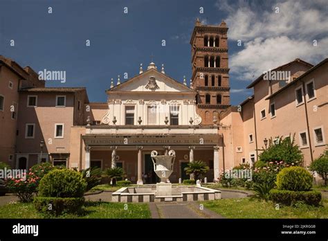 Santa Cecilia In Trastevere Hi Res Stock Photography And Images Alamy