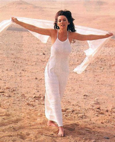 49 Hottest Shania Twain Bikini Artofit