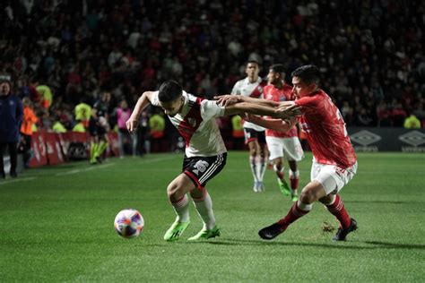 River Argentinos Hora Tv Y Probables Formaciones Ol Ole Ar