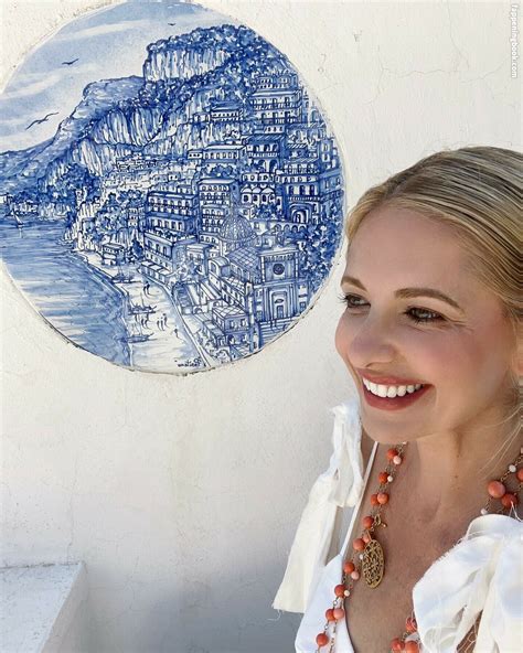 Sarah Michelle Gellar Nude OnlyFans Leaks Fappening FappeningBook