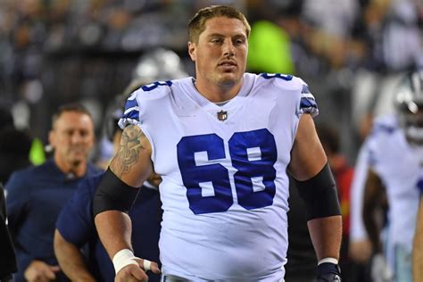 Former Cowboys guard Matt Farniok was signed to the Lions' practice ...