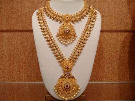 21 Traditional Gold Jewelry Set Designs For Marriage • South India