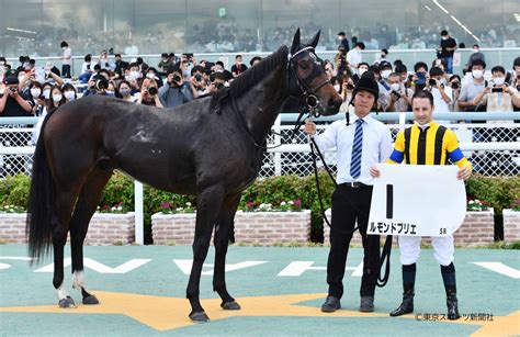 東スポ 写真部 On Twitter 【競馬】2022年10月16日 5r新馬 1着1番 ルモンドブリエ Cルメール 騎手