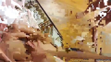 Eine blonde Schätzchen in ihrem engen leckeren Rückenloch knallen xHamster