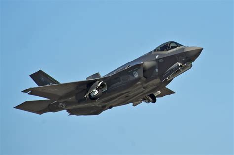 Us F 35 Fighter Jet Goes Missing Mid Flight Search Underway Ibtimes