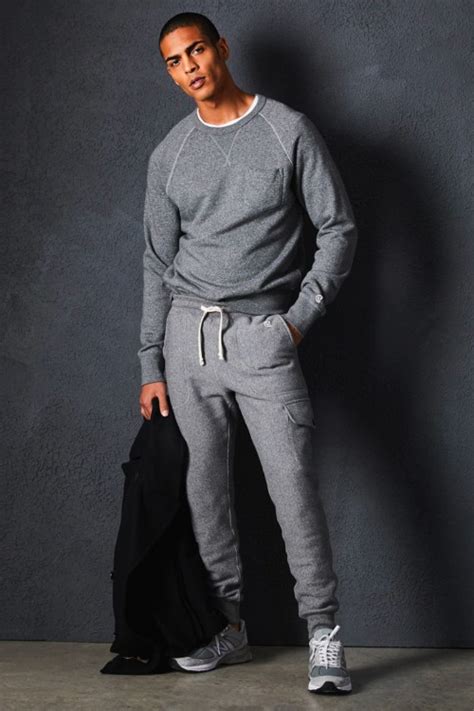 Grey Sweatpants Outfit Men