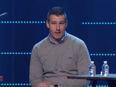 Megachurch Pastor Gets Standing Ovation After Admitting Sexual