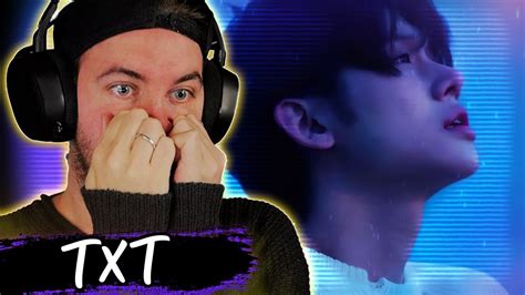 K POP NEWBIE REACTS TO TXT 투모로우바이투게더 for the FIRST TIME Deja Vu