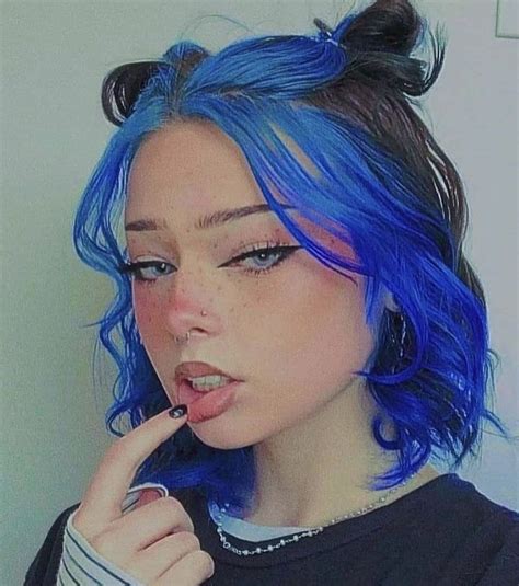 Short Grunge Hair Short Blue Hair Split Dyed Hair Dyed Hair