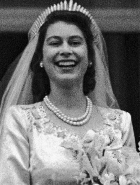 Así es como lucía la Reina Isabel II de joven fue la mujer mas bella