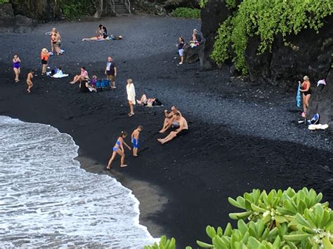 Waiʻanapanapa State Park in Maui - Sax Family Travels