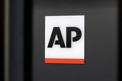 AP wins reinstatement to White House events after judge rules ...