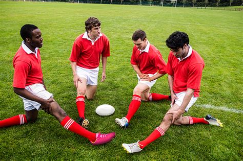 유토이미지 Rugby players warming up before match