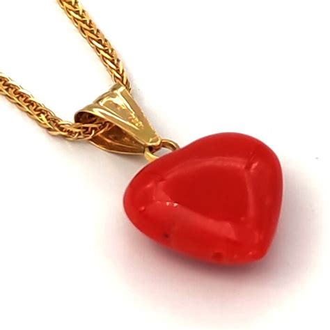 18 Carats Or Jaune Collier Et Pendentif Corail Rouge De Catawiki