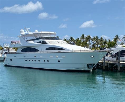 Island Seeker 100ft 1996 Azimut Yacht For Sale My Yacht Sales