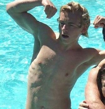 Thumbs Pro Male Celebs Naked Ross Lynch Part See More Here Or In Part