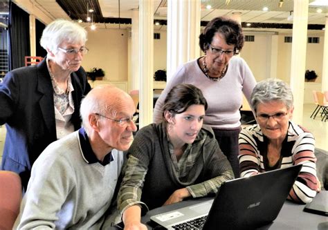 Évian les Bains Les ateliers numériques seniors reviennent