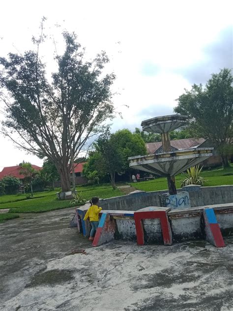 Taman Kota Ruteng Warganet Kotor Dan Tidak Rapi Malu Padahal Dekat