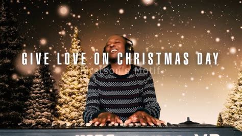 Give Love On Christmas Day Johnny Gill Keyboard Performance Youtube