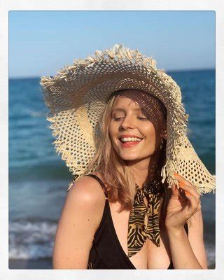 Olga Kalicka Polish Celeb Actress Porn Pictures XXX Photos Sex Images 3890320 PICTOA