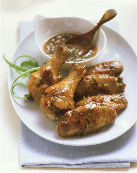 Chicken Wings With Chili Dipping Sauce Recipe Eat Smarter Usa