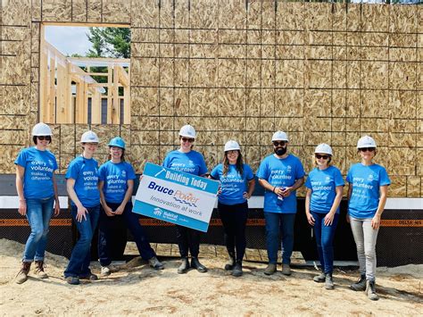 Bruce Power Marks National Employee Appreciation Day With 25 000 Donation To Habitat For