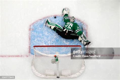 Goaltenders Anton Khudobin Fotografías E Imágenes De Stock Getty Images