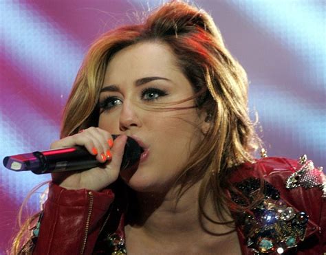 Hot Bikini Wallpapers Miley Cyrus Hot Pictures Miley Cyrus Hot Images Miley Cyrus Hot Stills