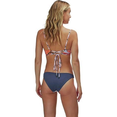 Maaji Botanic Lovely Underwire Bikini Top Women S Backcountry