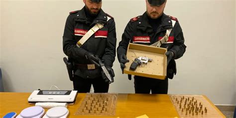 Roma Droga E Munizioni In Casa Arrestato Laziotv